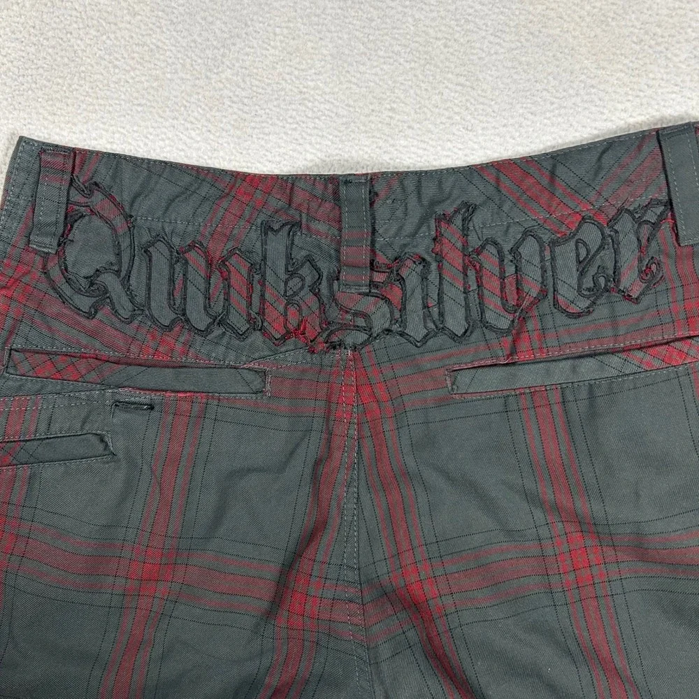 Vintage Y2K Quiksilver Plaid Shorts Men 33 Grey Red Embroidered Grunge Style